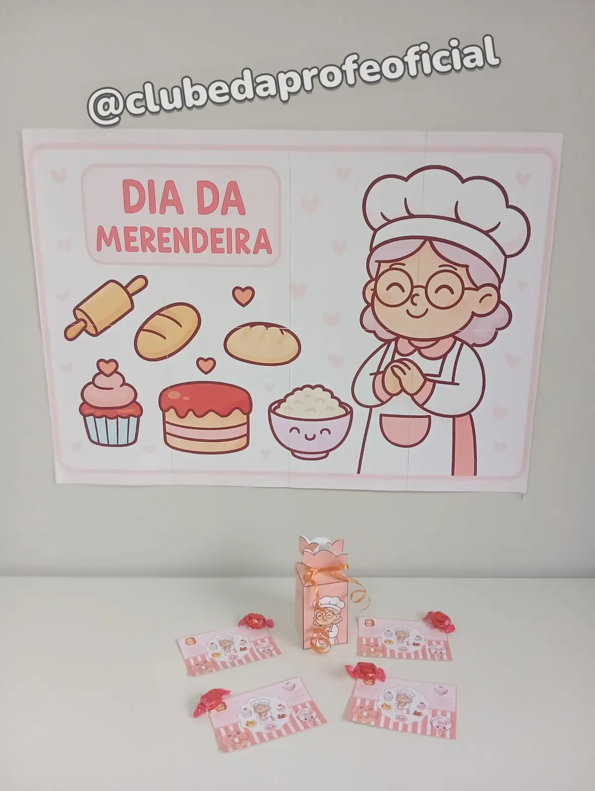 Painel Dia da Merendeira com Lembrancinhas - foto 1 de 9