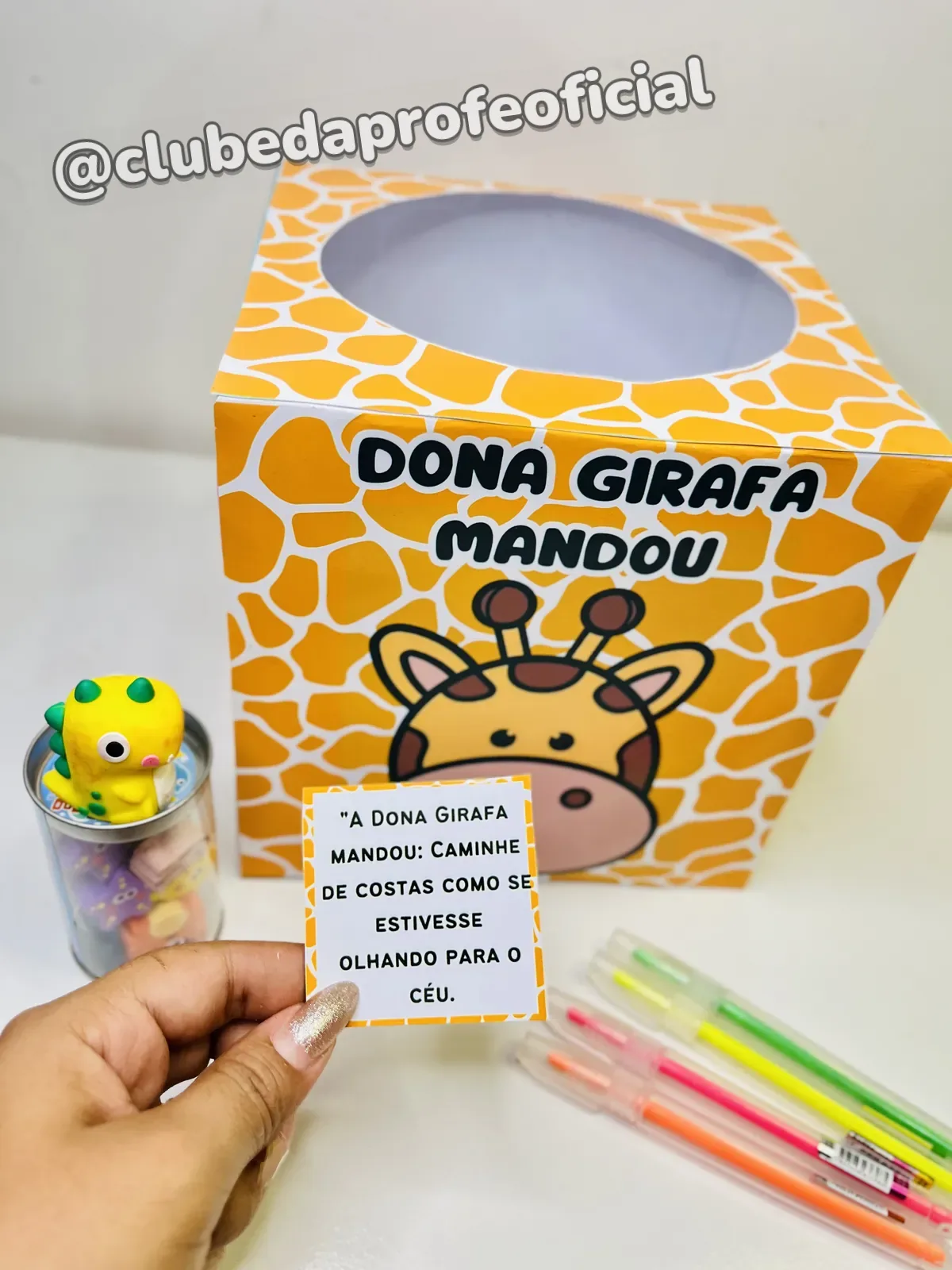 Dona Girafa Mandou - foto 1 de 11