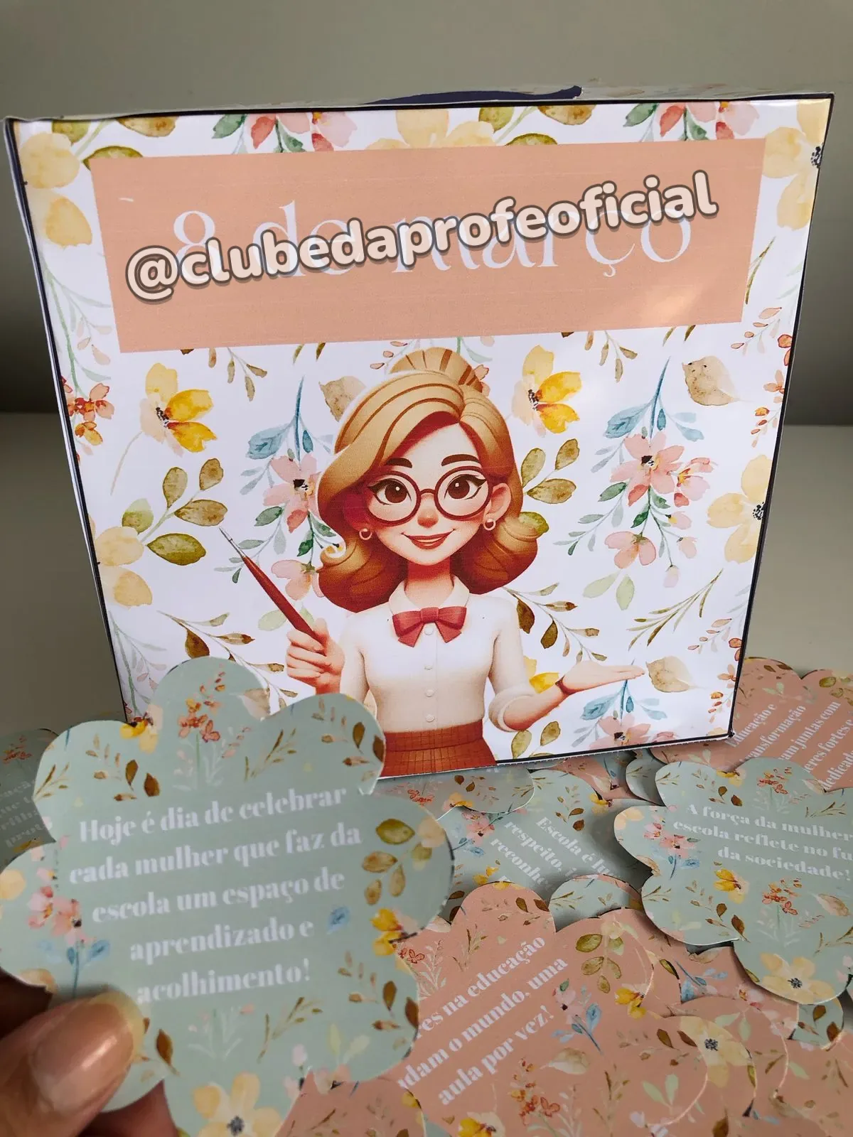 Caixa com Mensagens: Dia da Mulher - foto 1 de 12