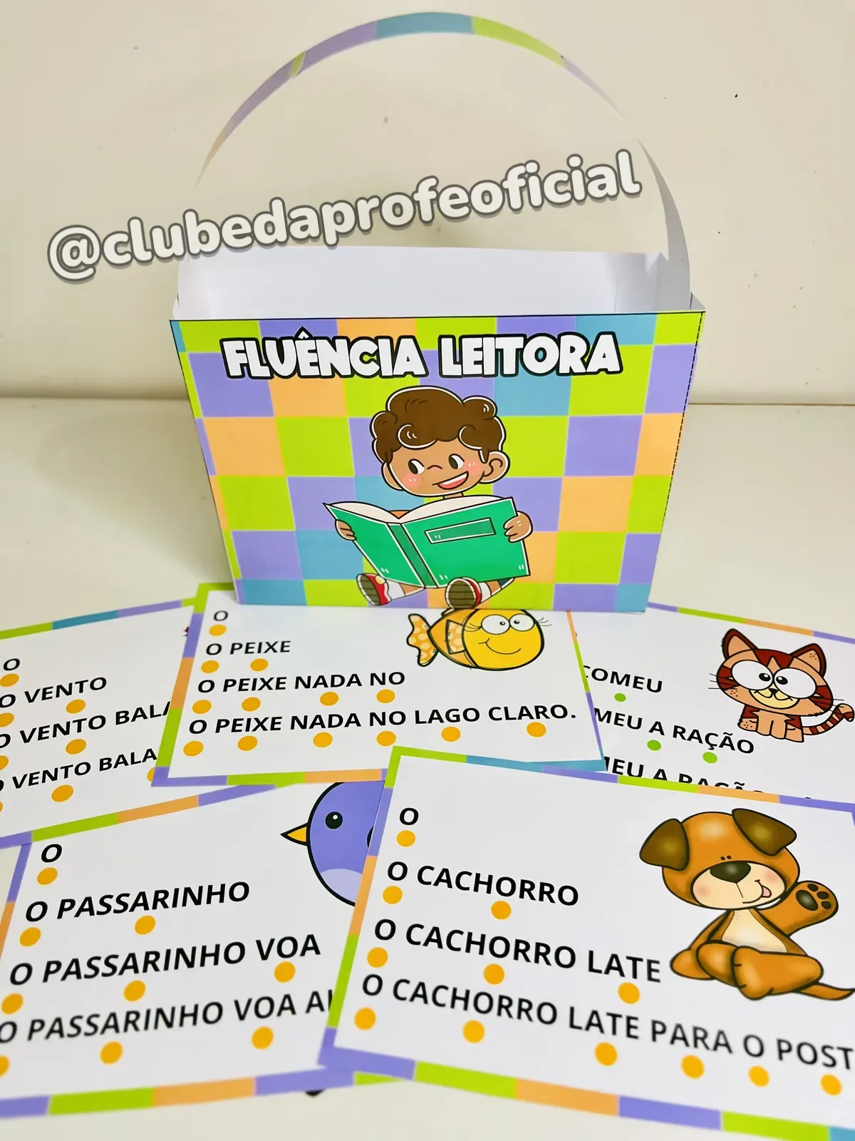 Fluência Leitora: Frases Cumulativas com Maletinha - foto 1 de 14