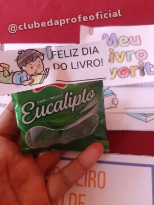 Livrinho Dobrável Meu Livro Favorito - foto 8 de 8