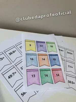 Bandeirinhas da Divisão