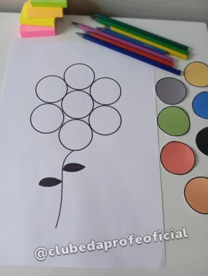 Complete a Flor com as Cores Certas - foto 3 de 9