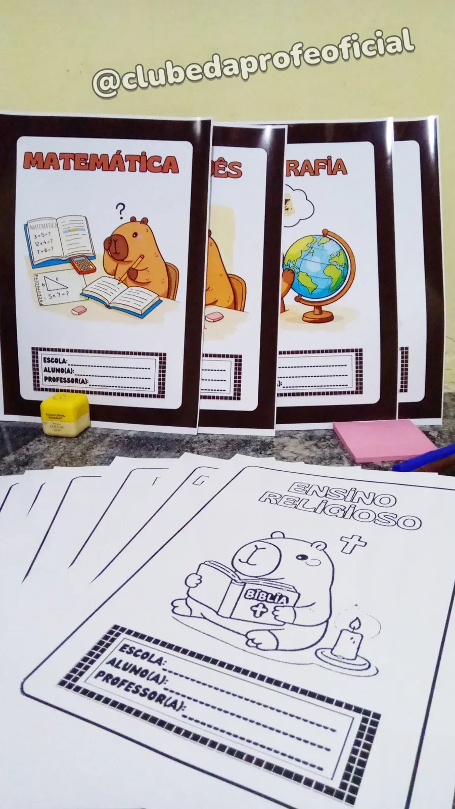 Capas de Caderno Tema Capivara - foto 1 de 5