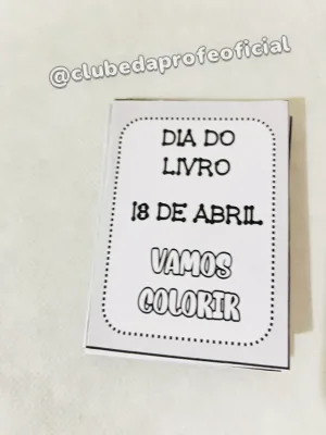 Livrinho Dia do Livro para Colorir e Montar