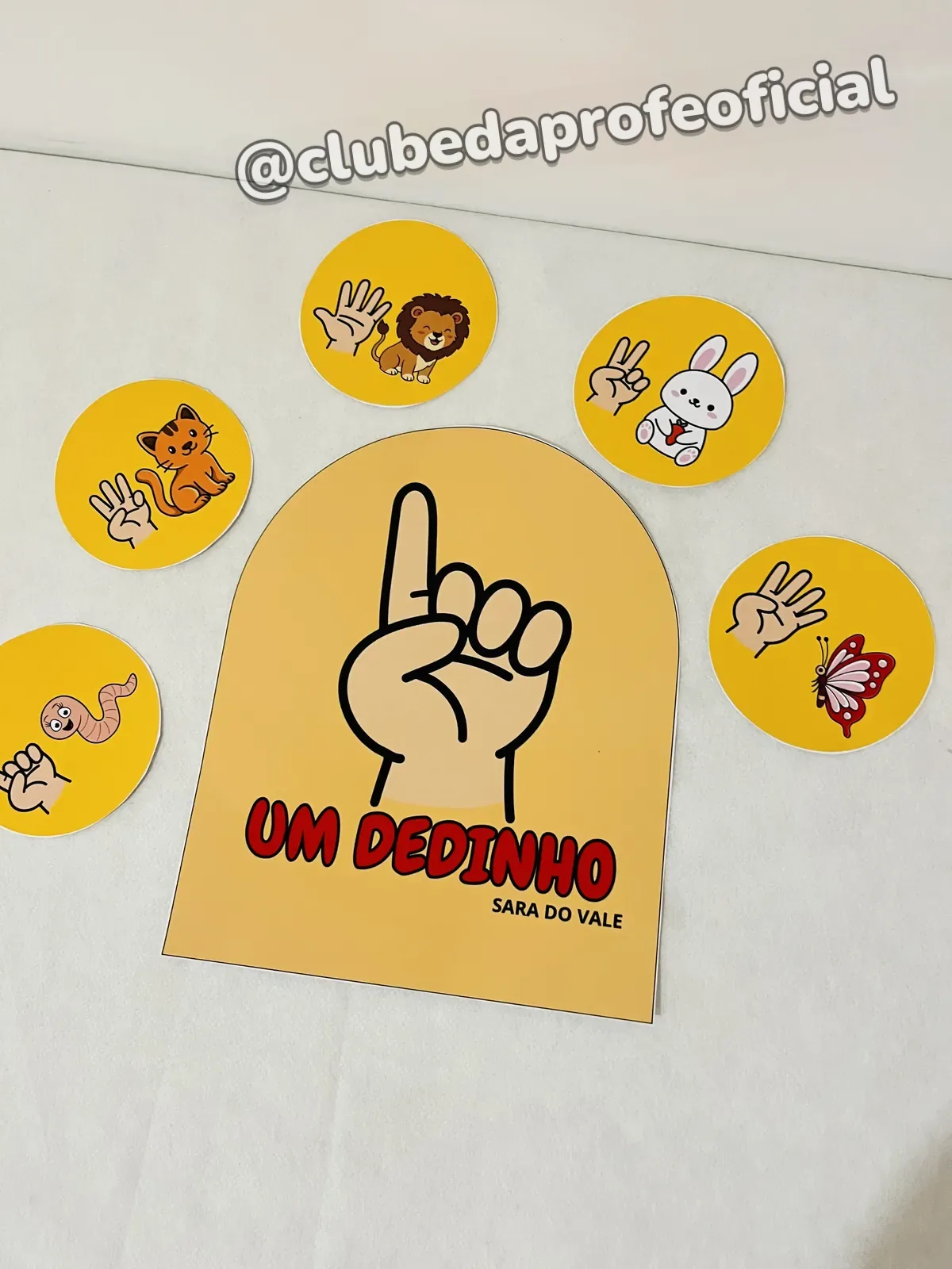 Luva Musical Um Dedinho - foto 1 de 4